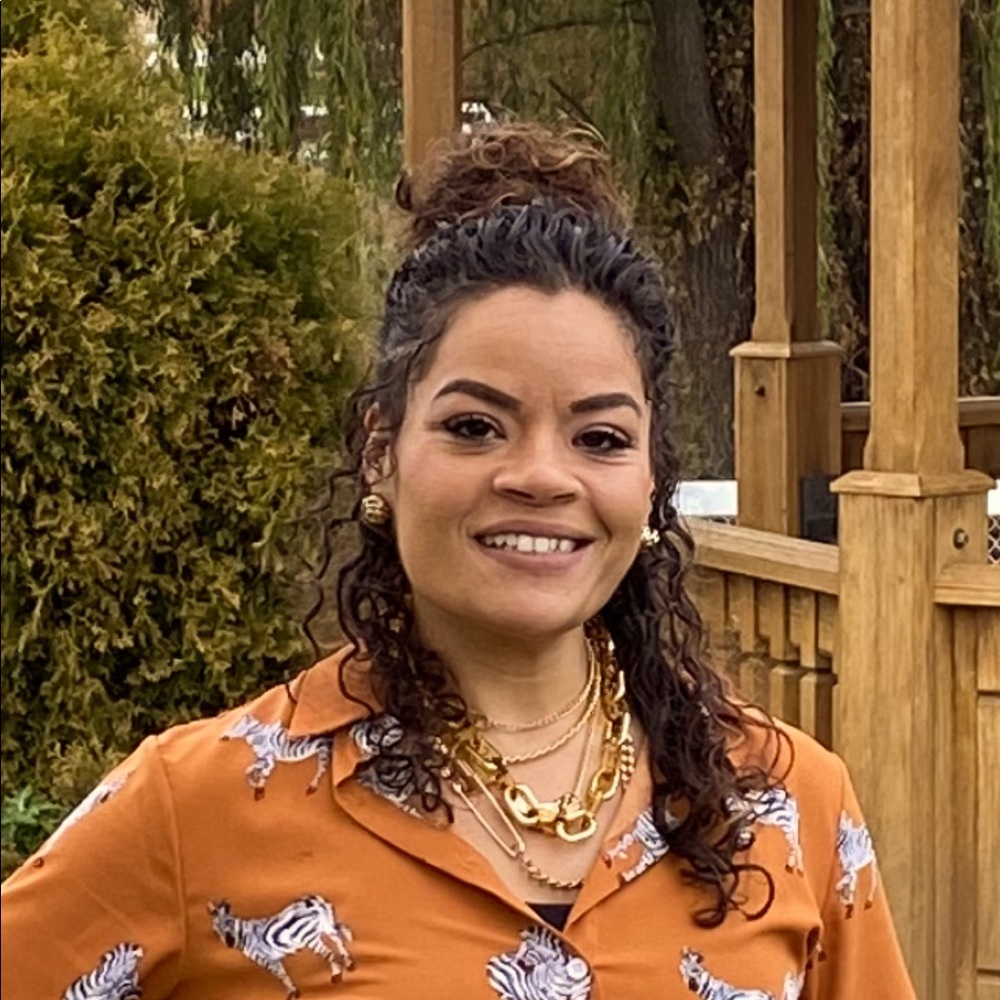 Meet your Posher, Priscilla